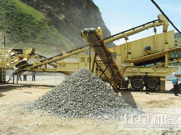 建筑垃圾處理生產線工作現場